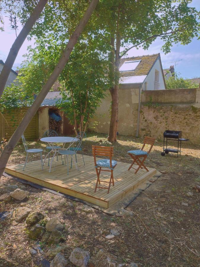 Behind The Glass_Hypercentre Amboise Exterior foto